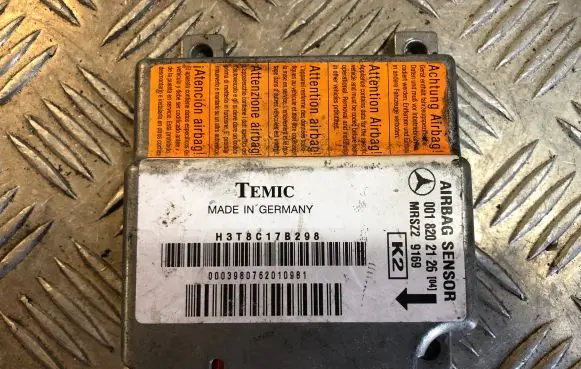 Mercedes-Benz E W210 Airbag control unit/module 0018202126 H3T8C17B298