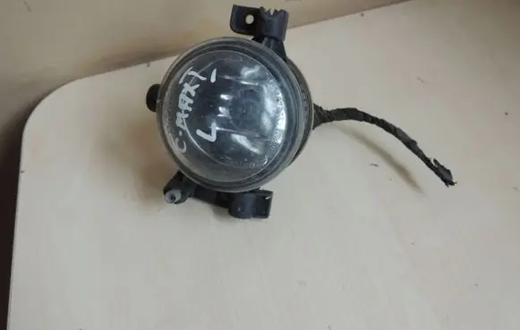 Ford C-MAX I Front fog light 04823863