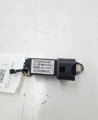 Audi A3 S3 8L Airbag deployment crash/impact sensor 8L0959643C