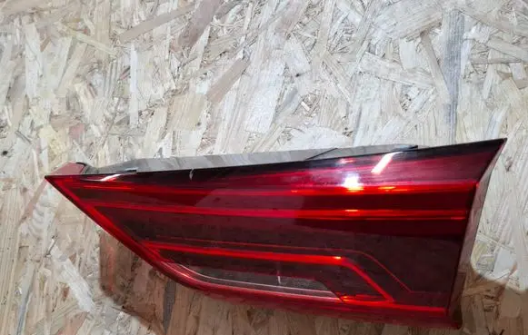 Audi Q3 F3 Rear/tail lights 83A945094B 646756 11SSSL