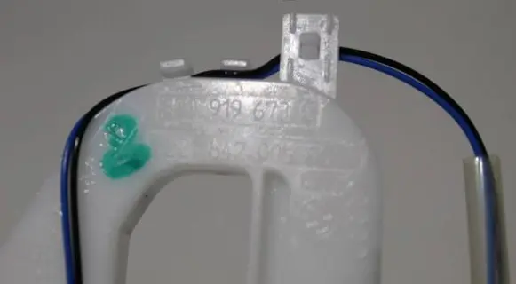 Volkswagen Phaeton Fuel level sensor 8D0919673A 2218420051