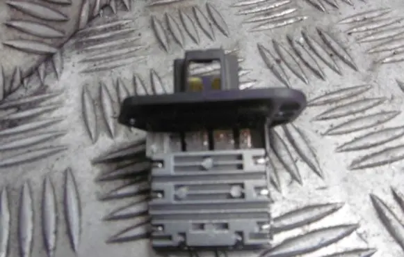 Hyundai i10 Heater blower fan relay 
