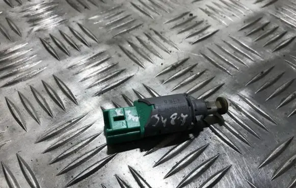 Clutch pedal sensor