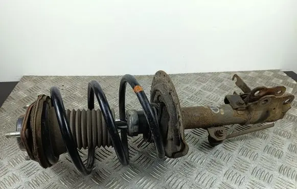 Mitsubishi Outlander Front shock absorber with coil spring