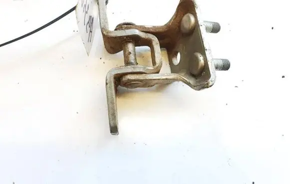 Mitsubishi Outlander Tailgate/trunk/boot hinge