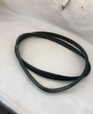 Mazda CX-3 Rubber seal rear door 8h202036