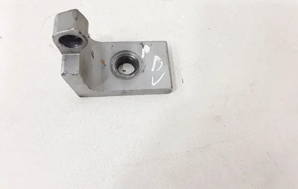 BMW 5 E60 E61 Front door upper hinge