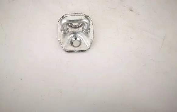 Fiat Tipo Front door lock loop/hook striker 