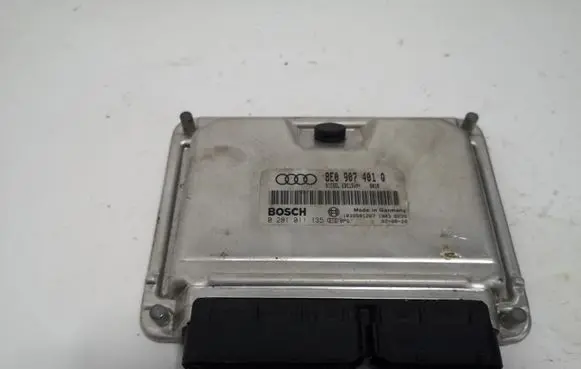 Audi A4 S4 B6 8E 8H Engine control unit/module 0281011135 8E0907401Q