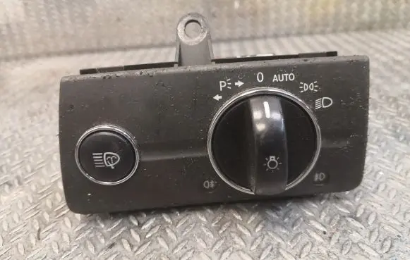 Mercedes-Benz E W211 Light switch 2115450404