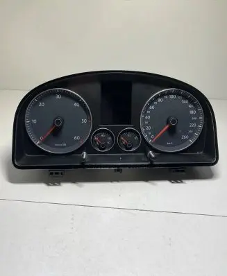 Volkswagen Touran I Speedometer (instrument cluster) 1T0920872F V0011000 VWZ7Z0F4147997