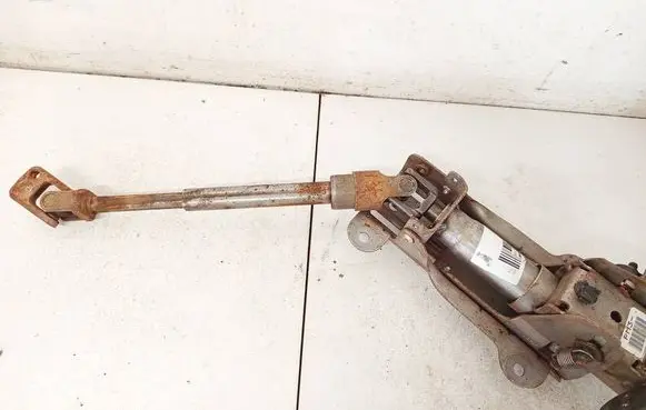 Jeep Patriot Steering wheel axle 05057279am