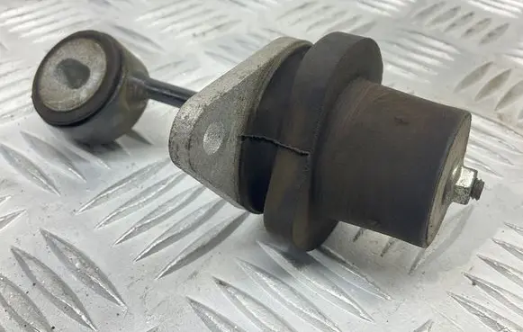 Audi A4 S4 B9 Engine mount bracket 4M0199870AN