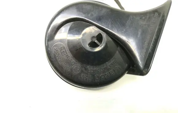 BMW 5 E60 E61 Horn signal 6935988