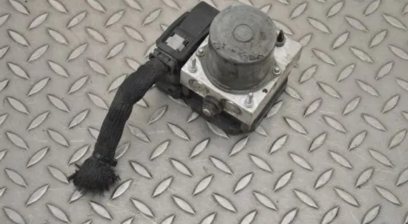 Mercedes-Benz B W247 ABS Pump A1779007805