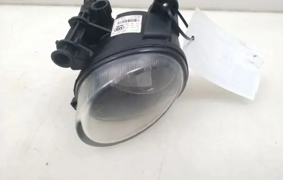 Audi A5 8T 8F Front fog light 8T0941700