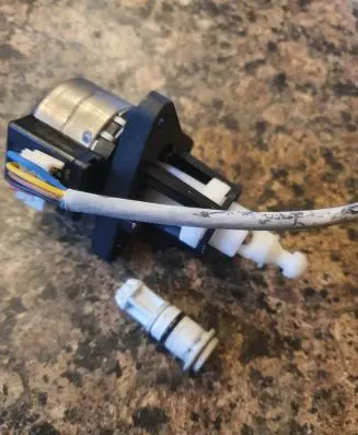 Audi A5 8T 8F Headlight level adjustment motor 89022080 TA2405C PL35L024VLA8