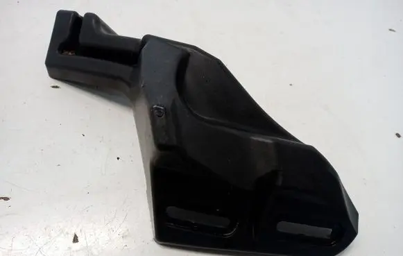 Citroen C4 III e-C4 Fender mounting bracket 9833020680