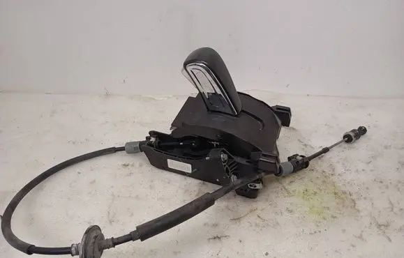 Chevrolet Volt I Gear shifter/selector 22800957 11302011141209