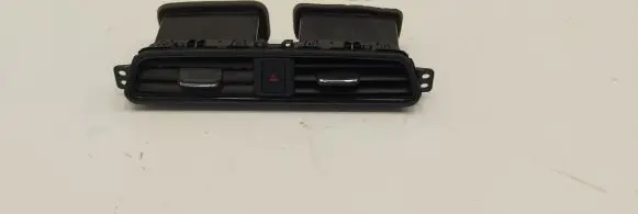 Nissan Leaf II (ZE1) Other dashboard part 687505SKOB