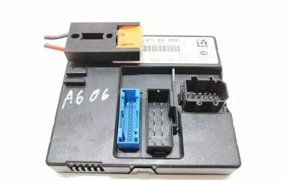 Audi A6 S6 C6 4F Light module LCM 4F0907289G 4F0910289G 5DK00876222