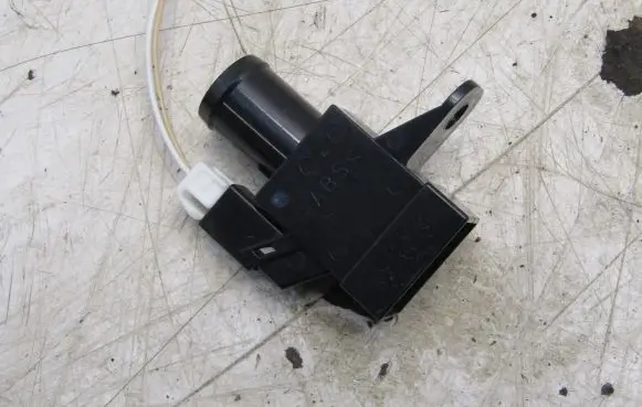 Nissan Micra K14 Airbag deployment crash/impact sensor 988305FL0A