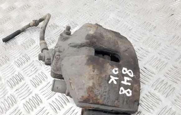 Volkswagen Touran I Front brake caliper