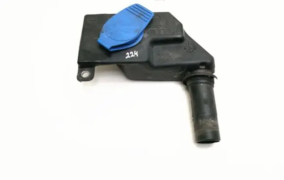 Audi A5 8T 8F Window washer liquid tank fill tube 8T2955463B