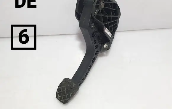 Seat Leon (1P) Clutch pedal 1K1721059DM