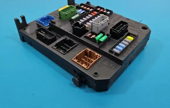 Citroen DS5 Central body control module 966499238000 IMPRK1581113