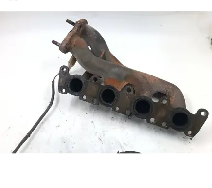Audi A4 S4 B5 8D Exhaust manifold 058253033A