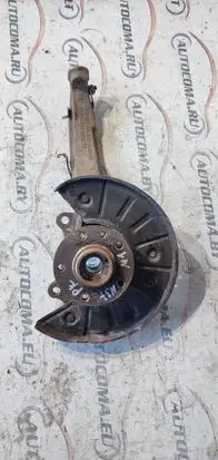 Volkswagen Touareg I Front wheel hub 7l6407257A