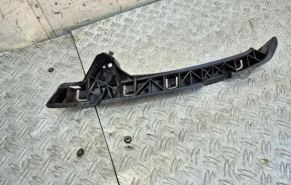 Honda FR-V Headlight/headlamp mounting bracket 71141SJD0000