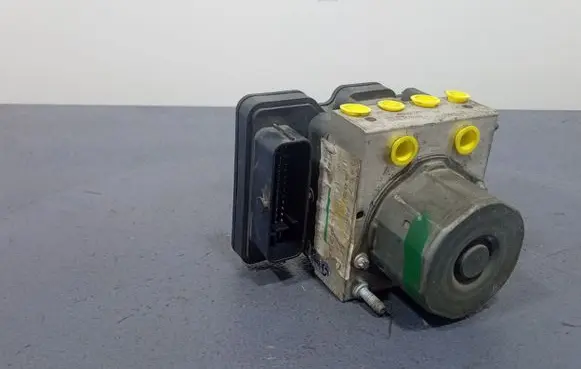 Mercedes-Benz Citan W415 ABS Pump 476605023R