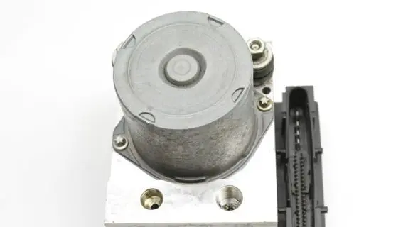 Land Rover Discovery 3 - LR3 ABS Pump SRB500164
