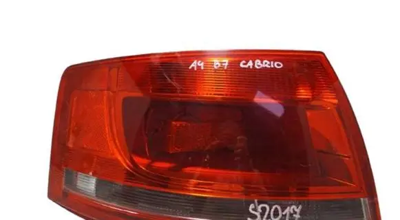 Audi A4 S4 B7 8E 8H Rear/tail lights