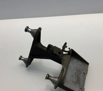 Mercedes-Benz C W203 ABS pump bracket A2034310240 2034310240