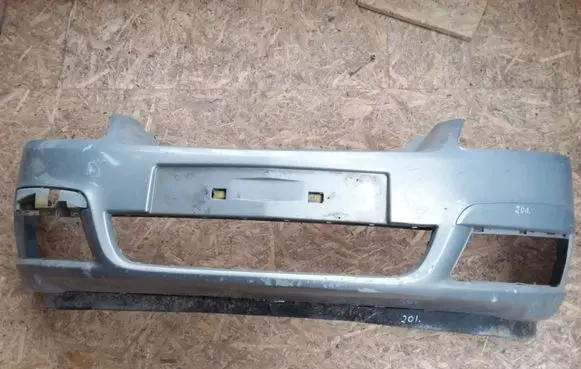 Opel Zafira B Front bumper