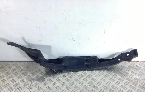 Lexus RC Fender end trim 5382824010