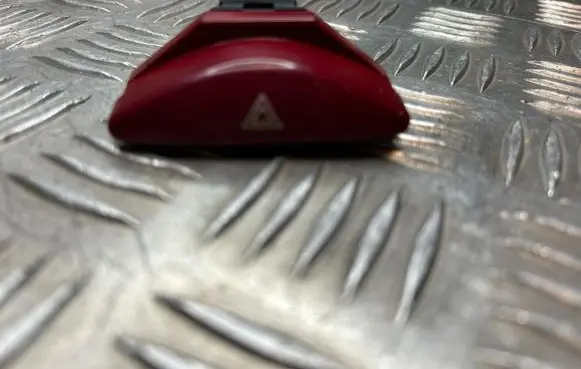Citroen C5 Hazard light switch 96326950