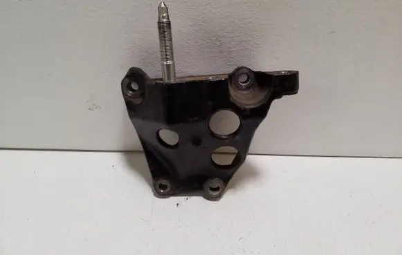 Lexus NX Engine mounting bracket