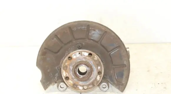 Volkswagen Golf VI Front wheel hub