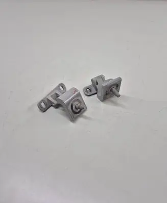Porsche Macan (95B) Tailgate/trunk/boot hinge 8U0827299E