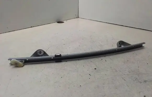 Opel Vectra C Front door windshield rail 9178989