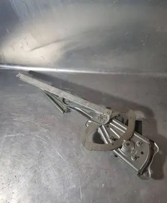 Renault Scenic III - Grand scenic III Rear door window regulator with motor 827310166R 915946200
