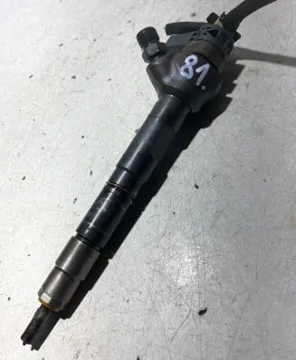 Skoda Octavia Mk3 (5E) Fuel injector 04L130277G