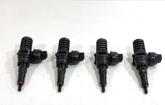Fuel injectors set