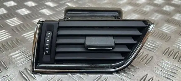 Skoda Octavia Mk3 (5E) Dashboard side air vent grill/cover trim 5E0819701E 5E0819701F