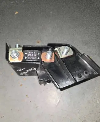 BMW 7 E65 E66 Fuse module 10688710