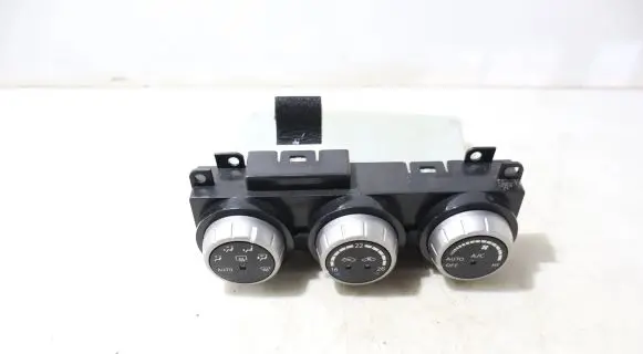 Nissan Murano Z50 Interior fan control switch 